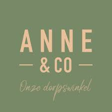 Anne & Co carrousel